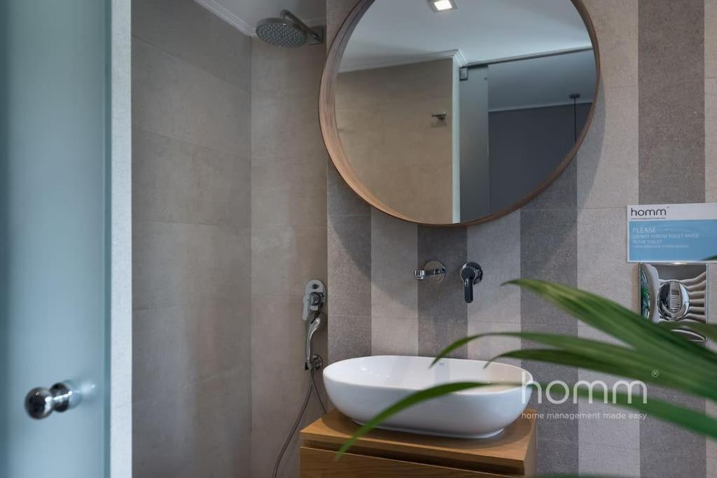 Renovated Homm Apartment In Lycabettus, Pitanis Str Ateny Zewnętrze zdjęcie