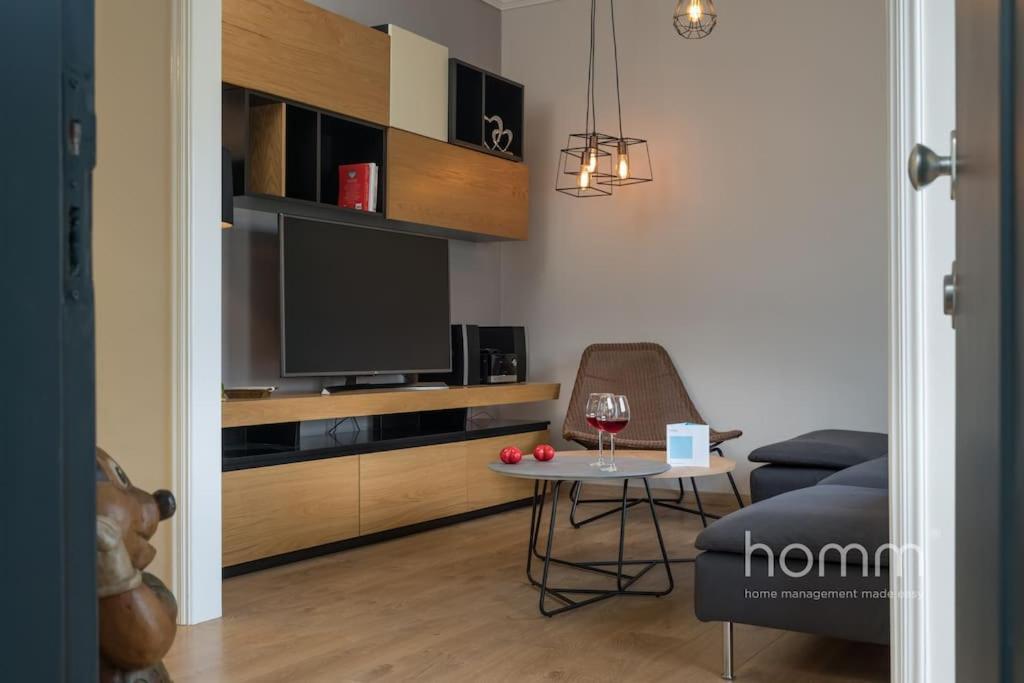 Renovated Homm Apartment In Lycabettus, Pitanis Str Ateny Zewnętrze zdjęcie